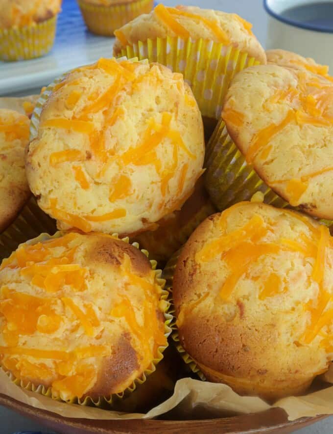 cheese cupcakes in a basket.