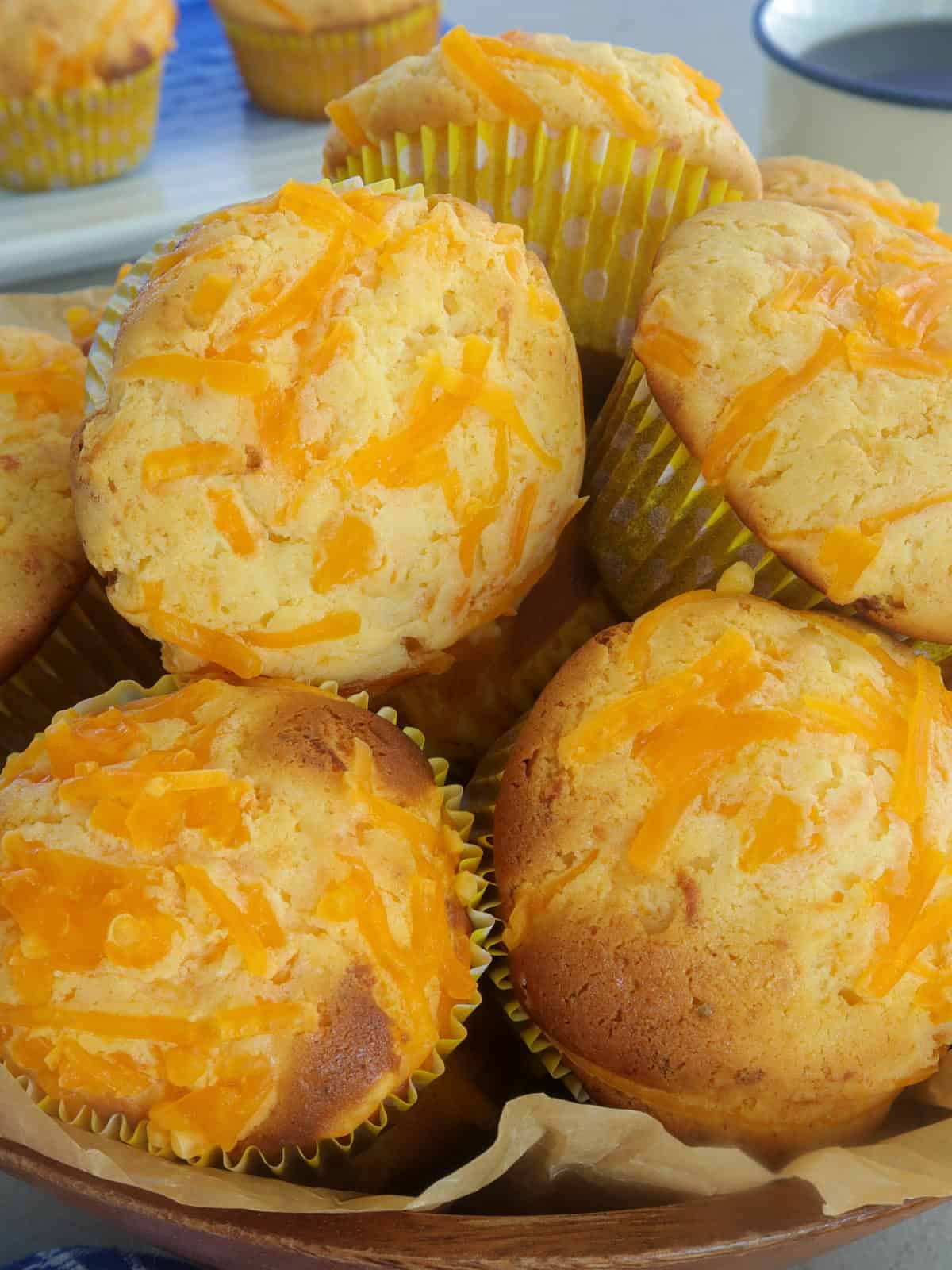 cheese cupcakes in a basket.