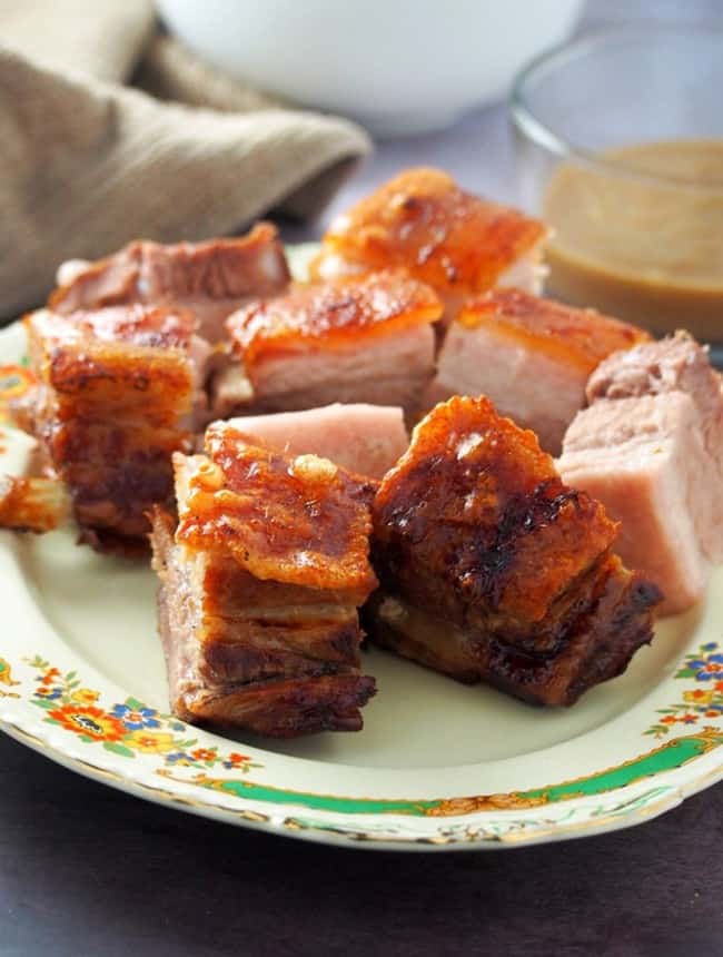 Lechon sa Hurno ( Crispy OvenRoasted Pork Belly) Kawaling Pinoy