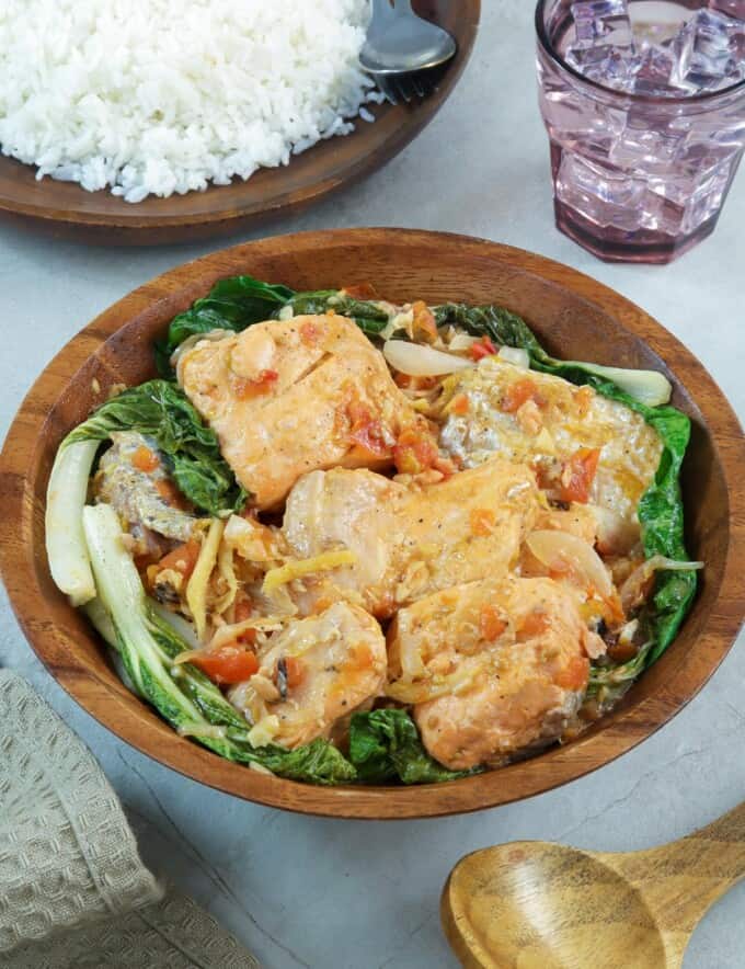 Ulo-Ulo Salmon in a wooden serving bowl