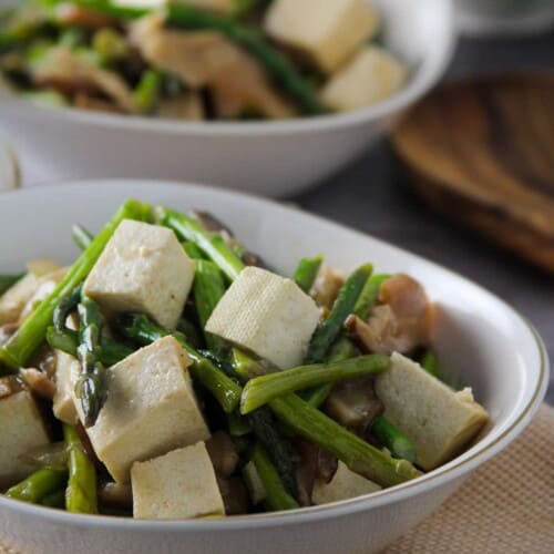 Tofu, Asparagus and Mushroom Stir-Fry - Kawaling Pinoy