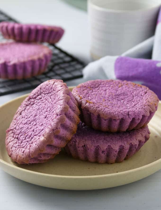 Ube Mamon on serving platter