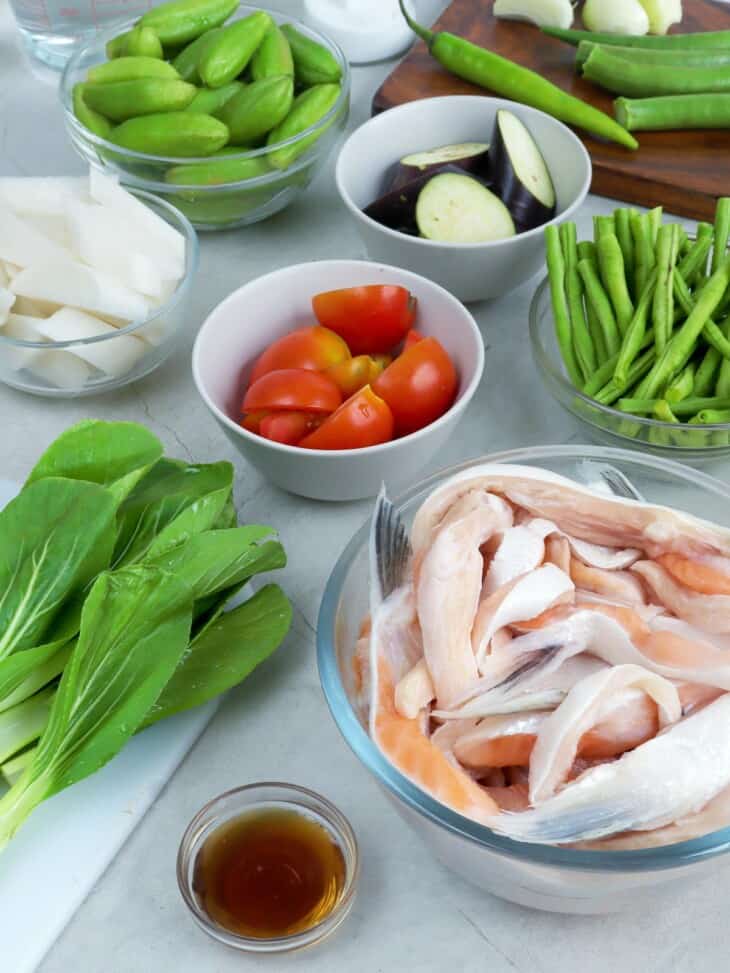 Sinigang na Salmon Belly sa Kamias Kawaling Pinoy