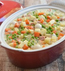 Sipo Egg with Shrimp and Ham is the perfect party dish. With mixed vegetables, shrimp and ham smothered in a creamy sauce, it's a sure crowd pleaser!