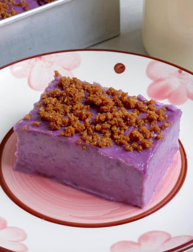 slice of maja de ube on a plate