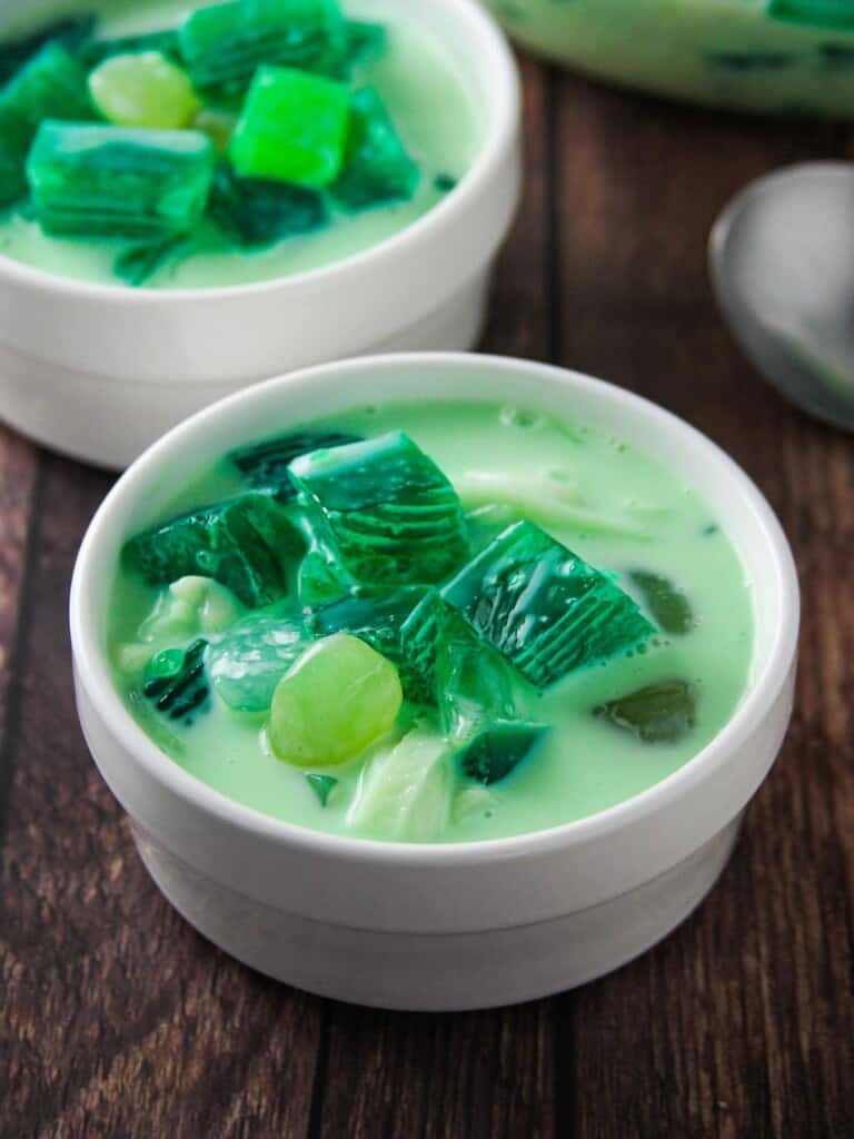 Buko Pandan Salad Kawaling Pinoy