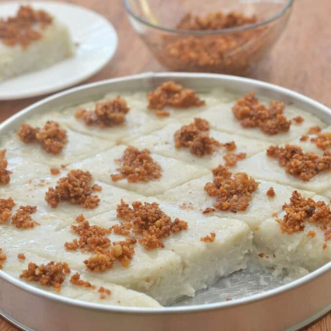 kalamay gabi in a round tin baking dish