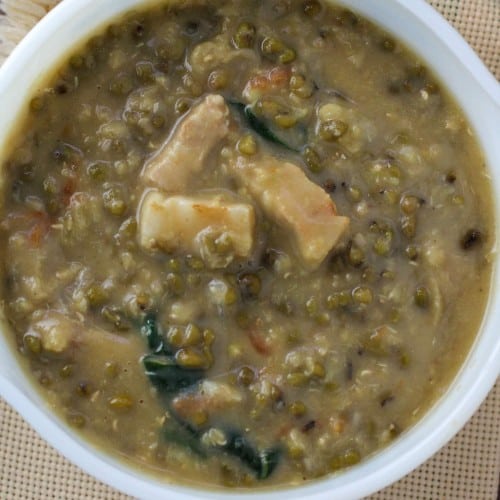 Ginisang Munggo at Chicharon - Kawaling Pinoy