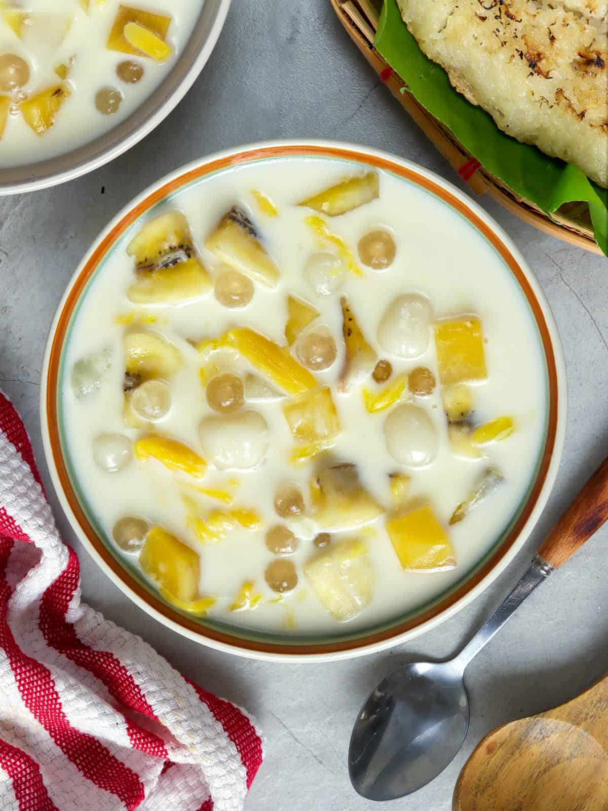 ginataang halo-halo in a bowl