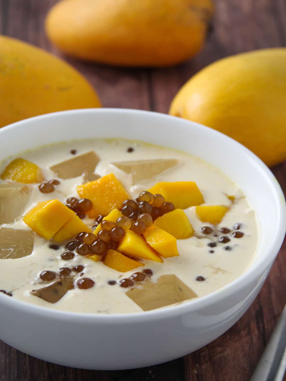 Mango Jelly in a serving bowl