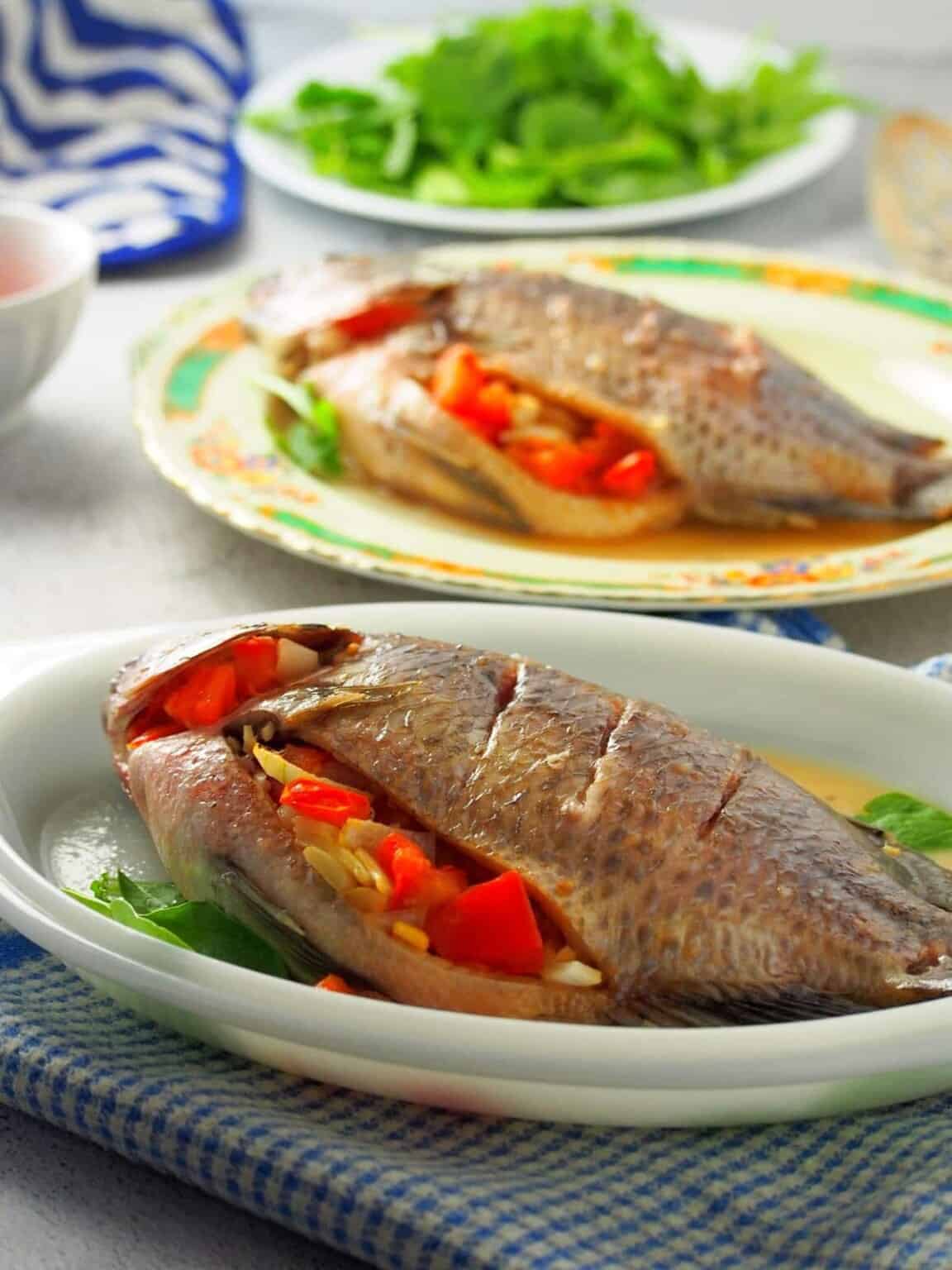 Pinaputok na TIlapia (Filipinostyle Stuffed Fish) Kawaling Pinoy
