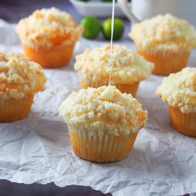 https://www.kawalingpinoy.com/wp-content/uploads/2020/01/calamansi-muffins-with-citrus-glaze-6-680x680.jpg