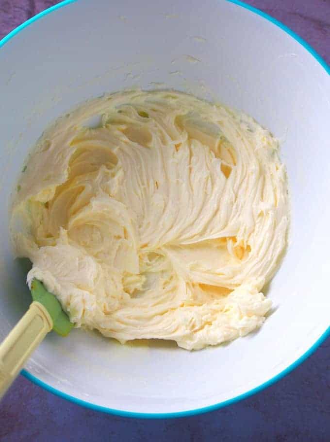 cream cheese filling in a bowl