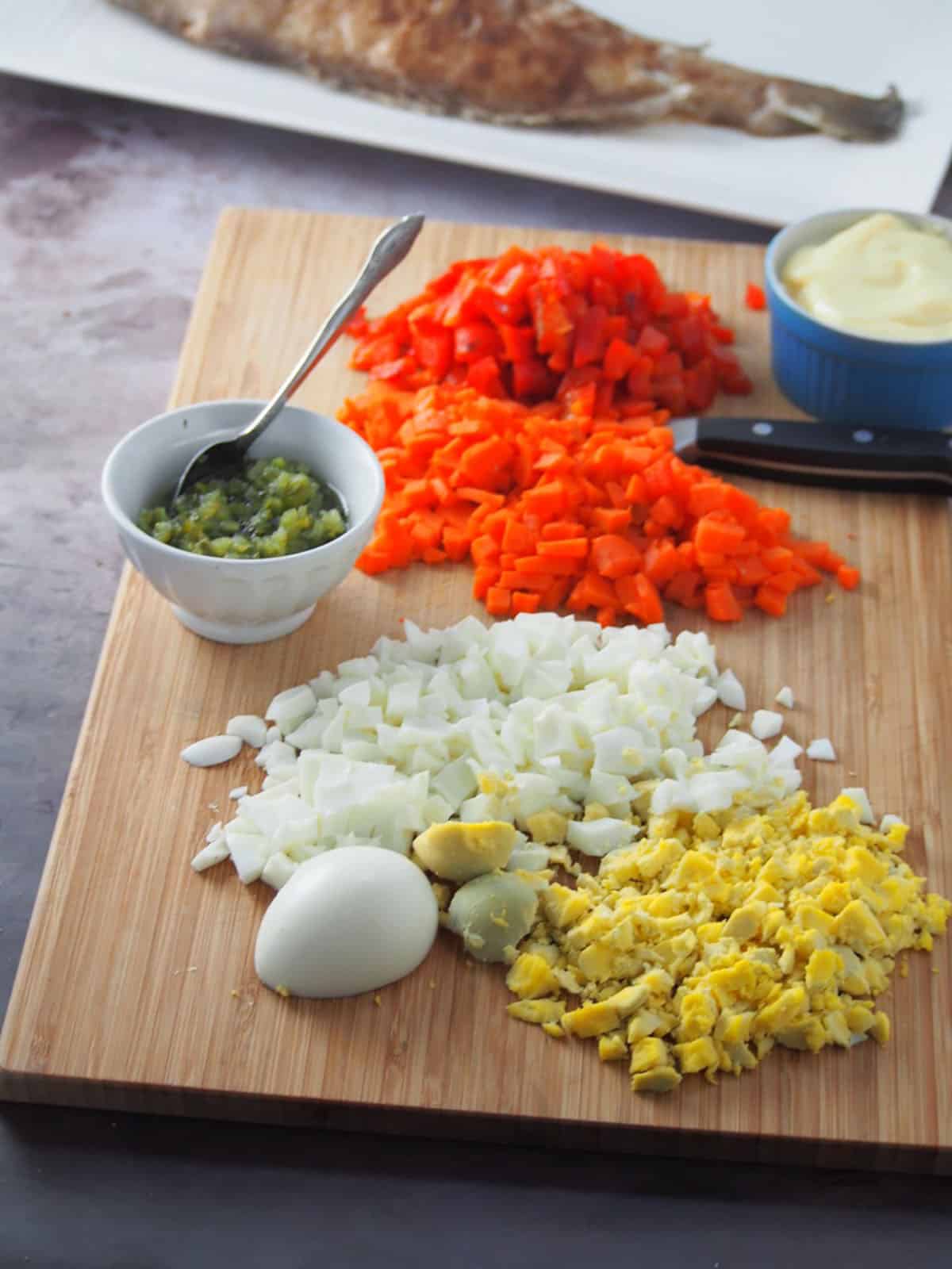 chopped boiled eggs, roasted bell peppers, sweet relish, mayonnaise, diced carrots