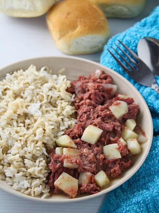Ginisang Corned Beef Kawaling Pinoy