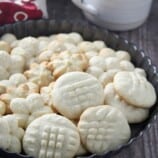 Uraro Cookies in a pan