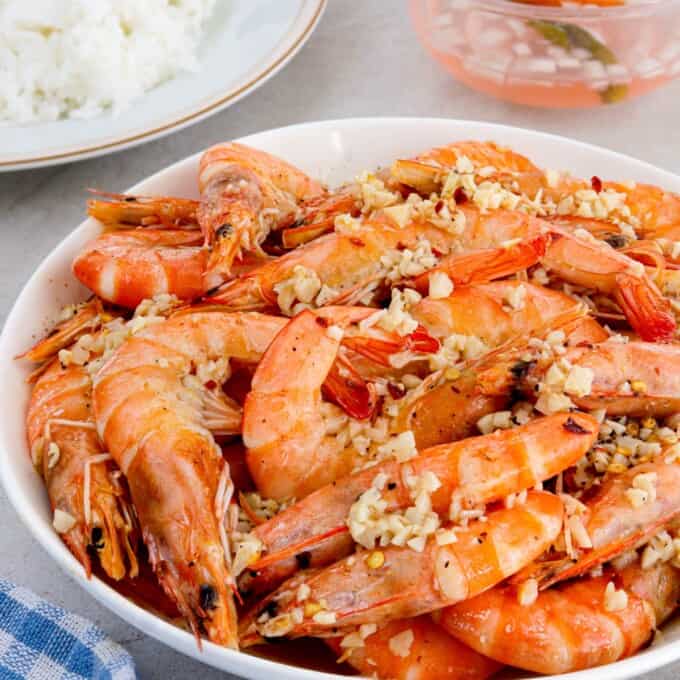 Halabos na Hipon on a white serving platter.